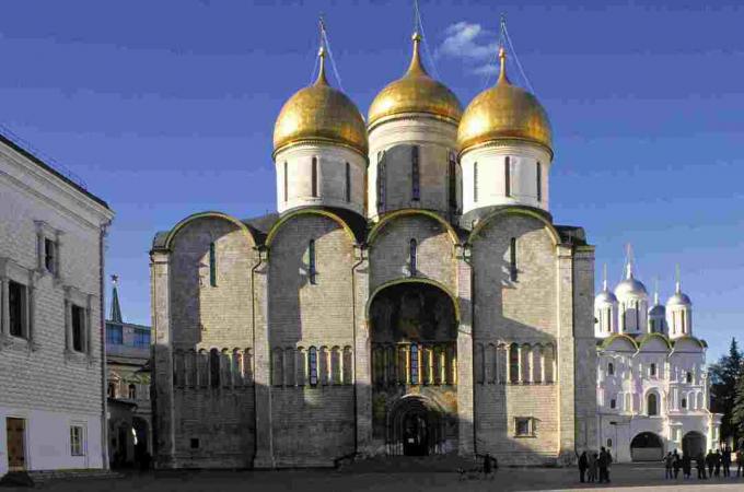 Oletuskatedraali, Ummontamisen katedraali, Kreml, Moskova, Venäjä, kultaiset sipulikupolit