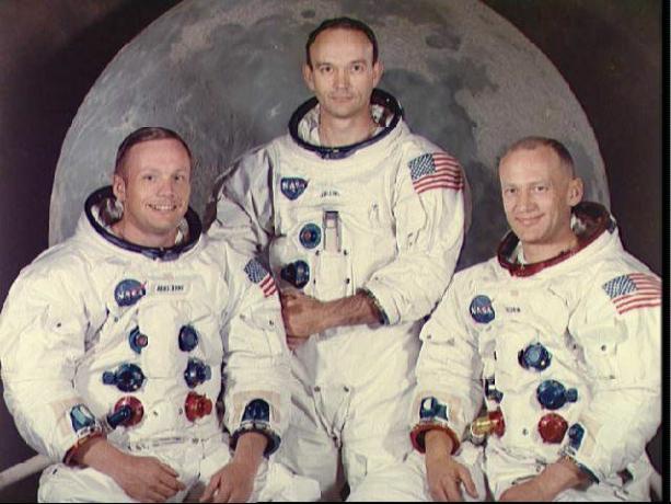 Muotokuva Apollo 11: n miehistöstä, mukaan lukien Neil Armstrong, Michael Collins ja Buzz Aldrin.