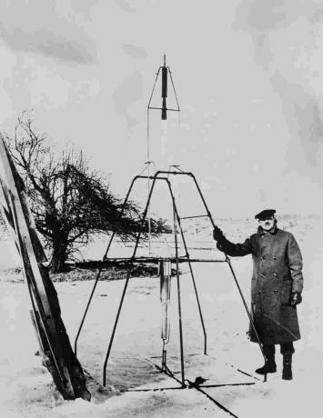 Tohtori Robert H. Goddard ja hänen raketit