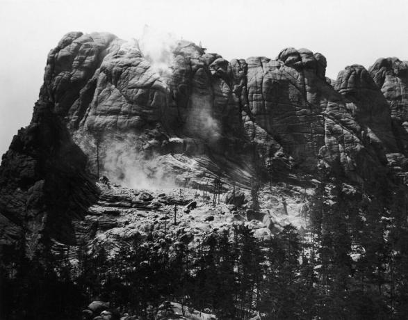 Mount Rushmore veistämällä vasta alkamassa.