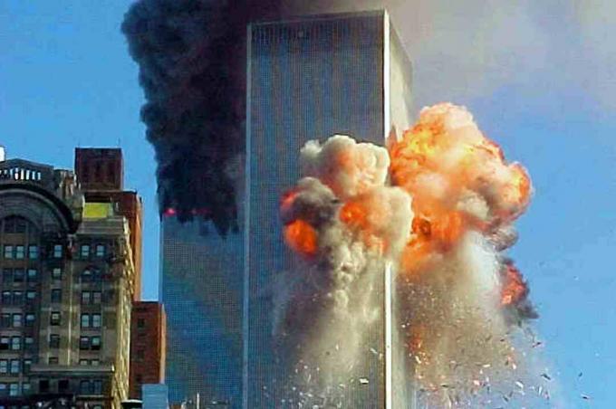 Twin Towers Aflame 11. syyskuuta 2001