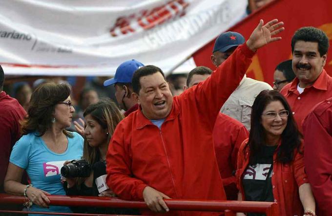 Hugo Chavez Nicolas Maduron kanssa, 2012