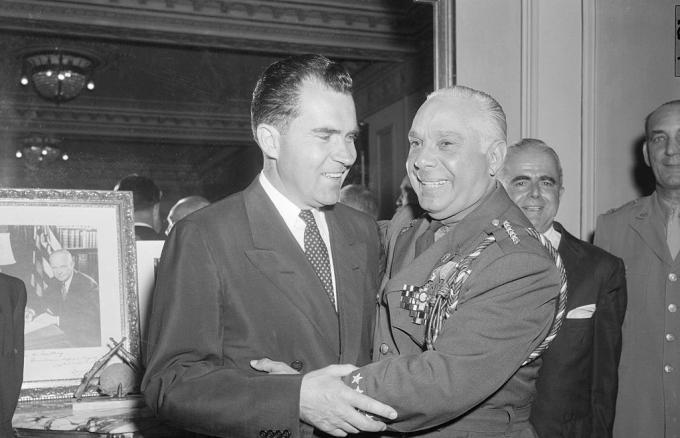 Nixon vierailee Dominikaanisessa tasavallassa, Rafael Trujillo