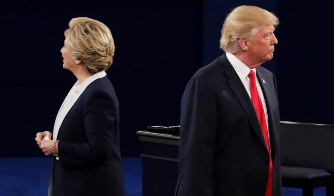 Ehdokkaat Hillary Clinton ja Donald Trump käyvät toisen presidenttikeskustelun Washingtonin yliopistossa
