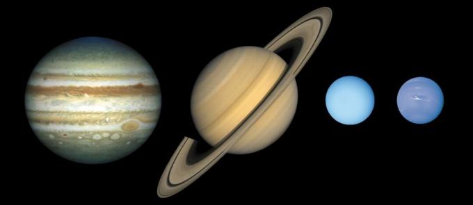 Jupiterin, saturnin, uraanin ja neptunuksen jovialaiset maailmat